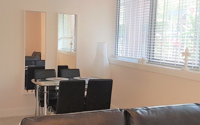 MK City Centre 2 Bed Serviced Apartment