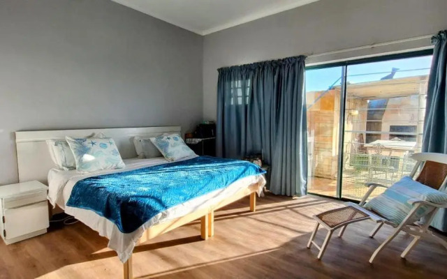 14 Penguin Place, Melkbosstrand