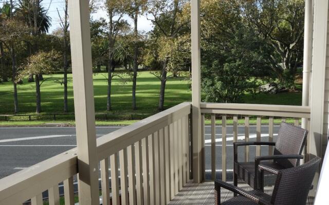 Parakai Springs Lodge