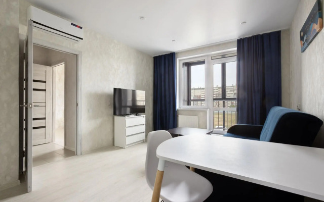 Апартаменты на улице Авиаторов 43