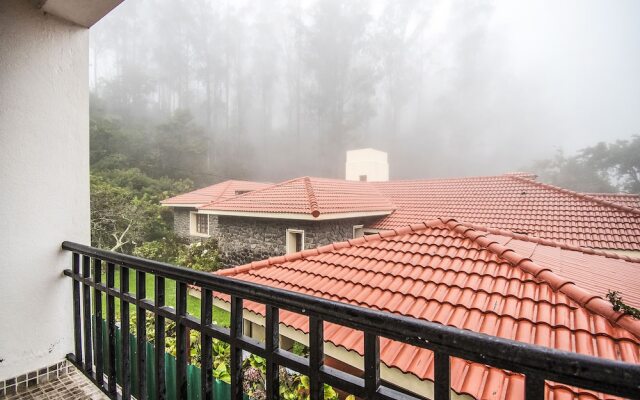 FabHotel Green Forest