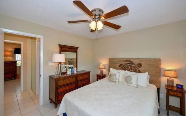 Jamaica Royale - 012 - 2 Br Condo