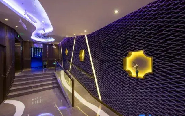 Orange Hotel (Wuhan Jianghan Road Pedestrian Street)