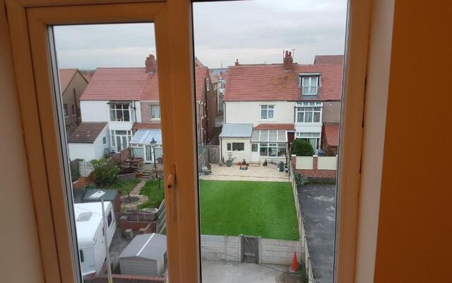 Granada Apartments Queen's Promenade