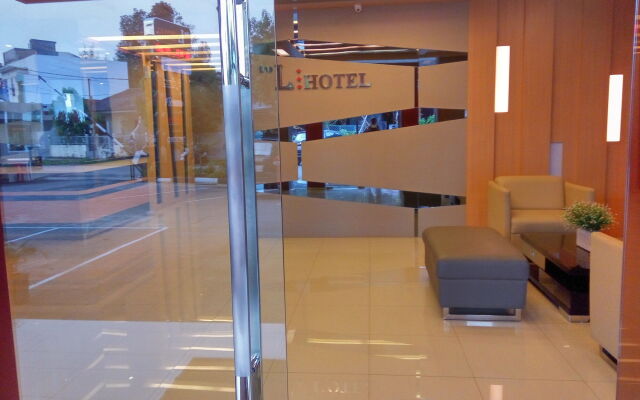The L Hotel Entertainment