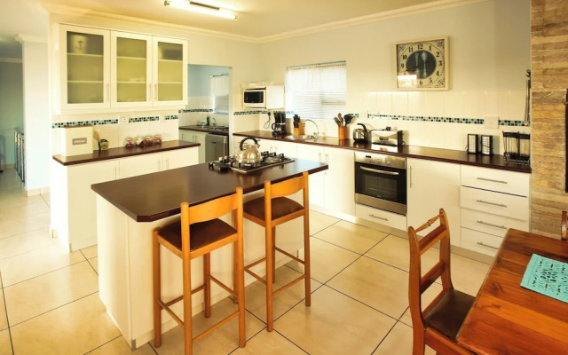 Sa-Ais, Langebaan 6-sleeper