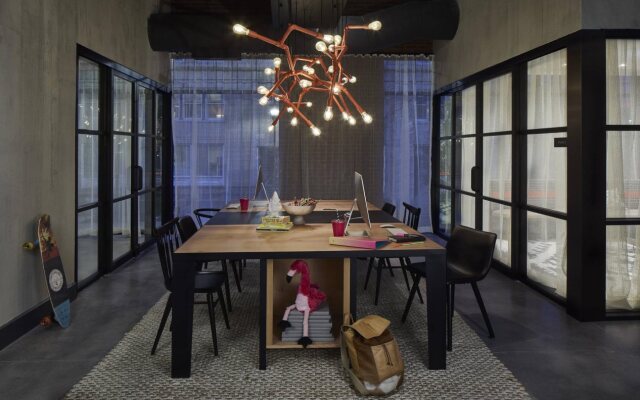 Moxy Chattanooga Downtown