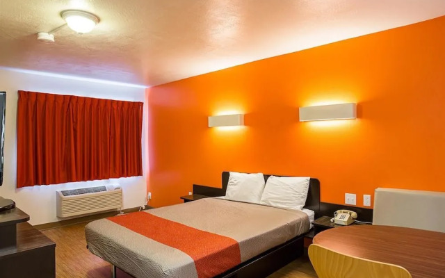 Thunderbird Motel Ellensburg