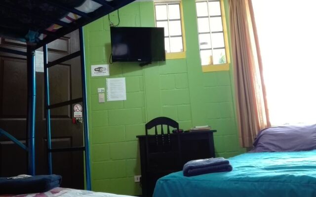 Hostal Guatefriend's - Hostel