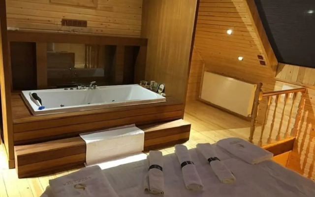Snowdora Hotels & Villas