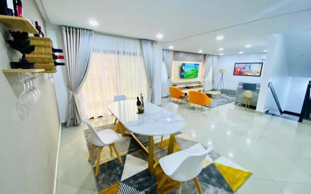 3 bedroom luxury apartments