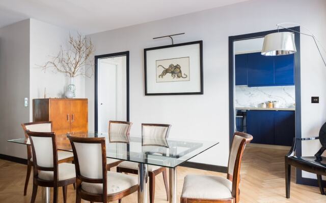 Bois de Boulogne Retreat