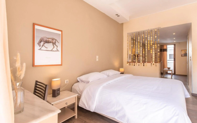 Yria Hotel