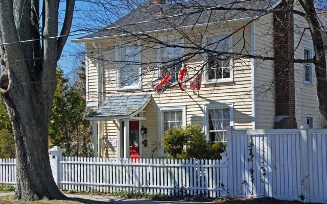 Apple Tree Historic B&B