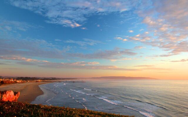 Pismo Lighthouse Suites