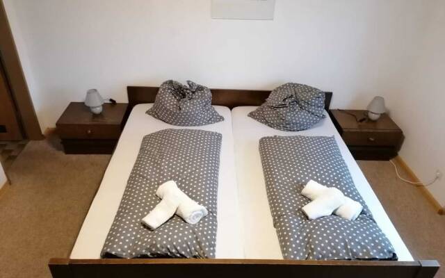 PiPaBu Restaurant & Hotel