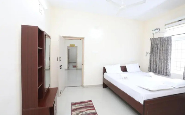 Hotel Aalayam Rameshwaram (Yatri Nivas)