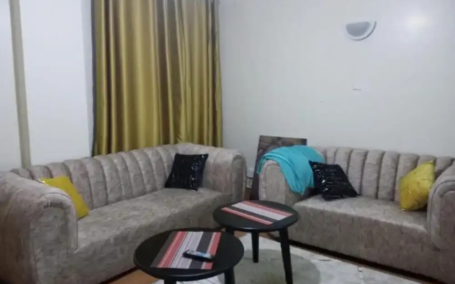 Lux Suites Wawazi Court Apartments