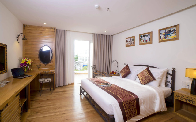 Edele Hotel