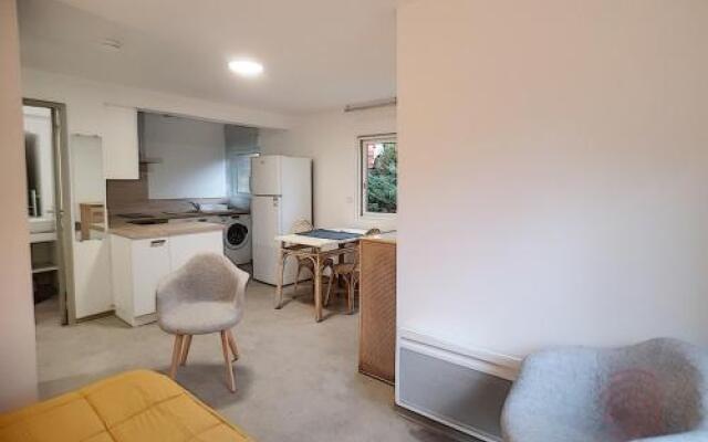 Apartment Maguejea, 13 Rue Paul Cere 8