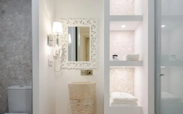 Porto Deluxe Apartments