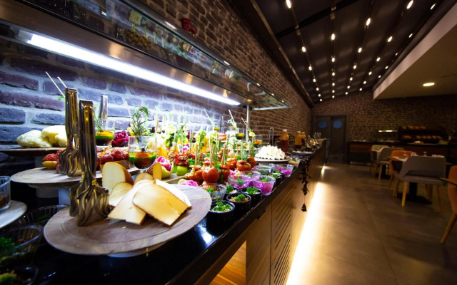Laren Family Hotel & Spa -  Boutique Hotel