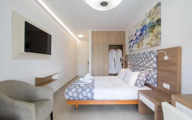 Opera Blue Hotel