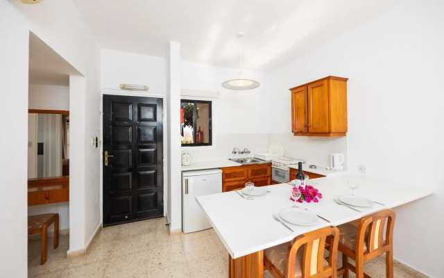 Tavros Hotel Apartments