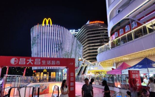 Zhaoqing · Starisland  Starisland Family Lakeview Hotel (Qixingyan East Gate Square Branch)
