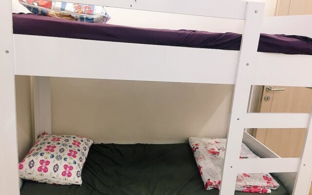 Safe Secure 3 bedroom top floor flat