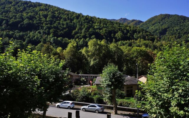 Logement n106 4pers face aux Thermes