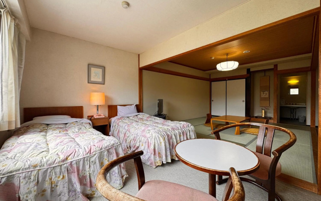 Kidoike Onsen Hotel – Guest Rooms – Yamanouchi