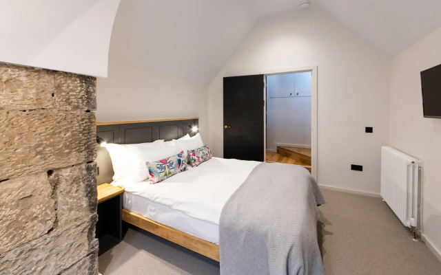 Linton Collection - Blackfriars Lofts