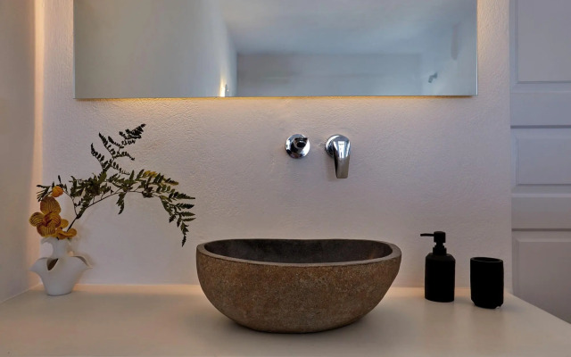 Anchor Suites
