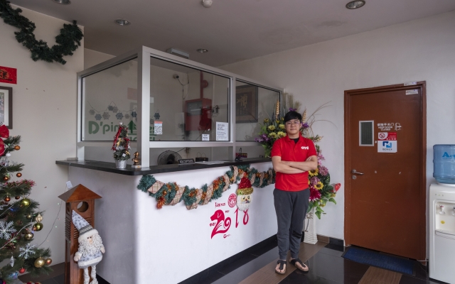 OYO 614 D'PINETREES Hotel