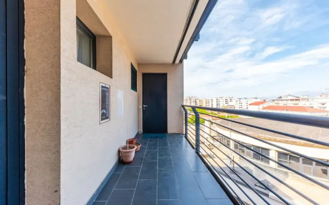 2-br Apartment Close to Radio Shkodra Roger That