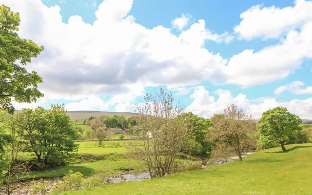 2 Holme Pool