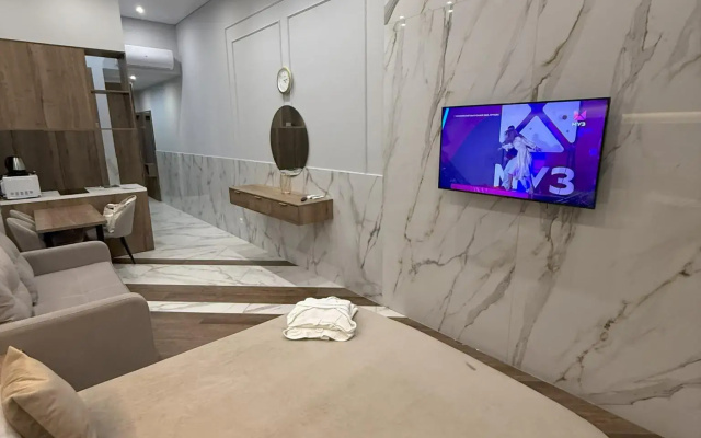 Апартаменты в отеле Миррор 4* МореСолнцеАпарт