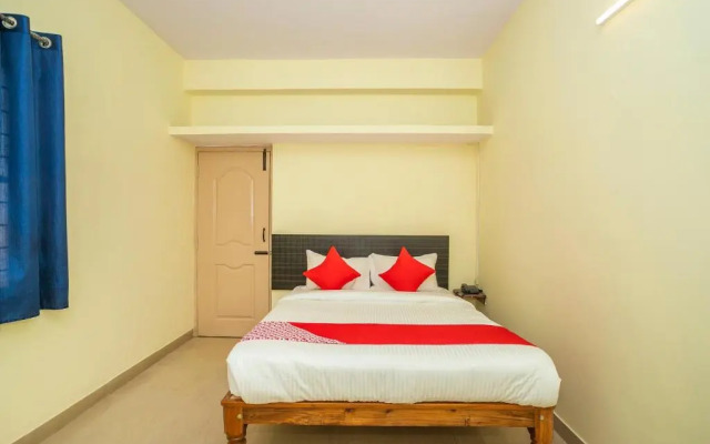 Shree Comforts By OYO Rooms