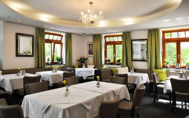 Hotel Villa Waldperlach