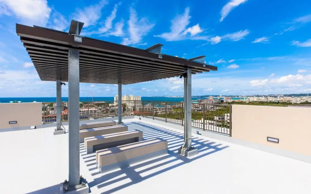 Yenn's Marina Inn Mercy