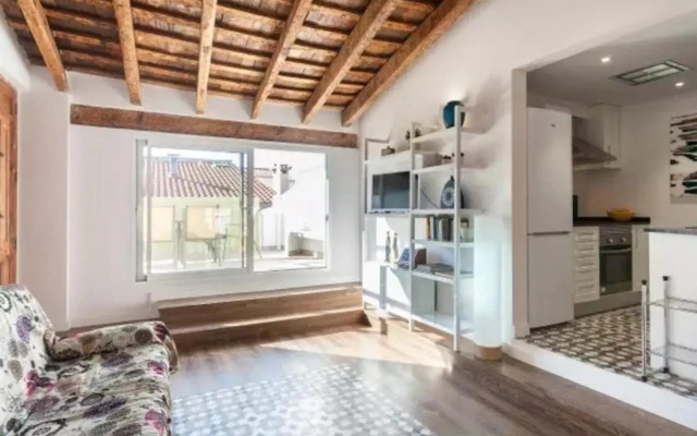 Center-2Br, 2Ba-Attic-Terrace,View, Wi-Fi, A/C