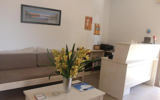 Sunny Suites