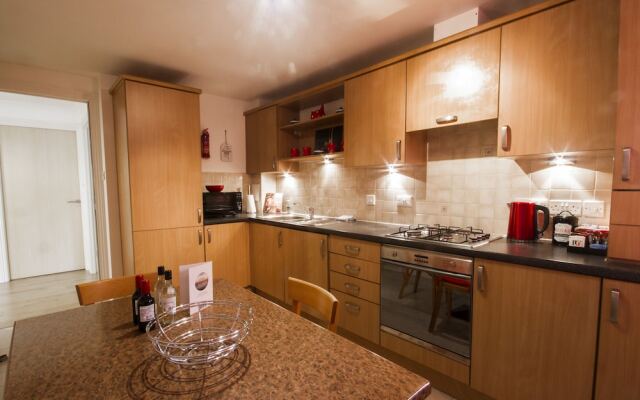 Riverside Gardens Apartment