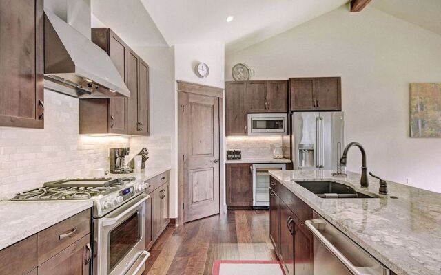 47 River Run Townhomes 3 Bedroom Townhouse by RedAwning