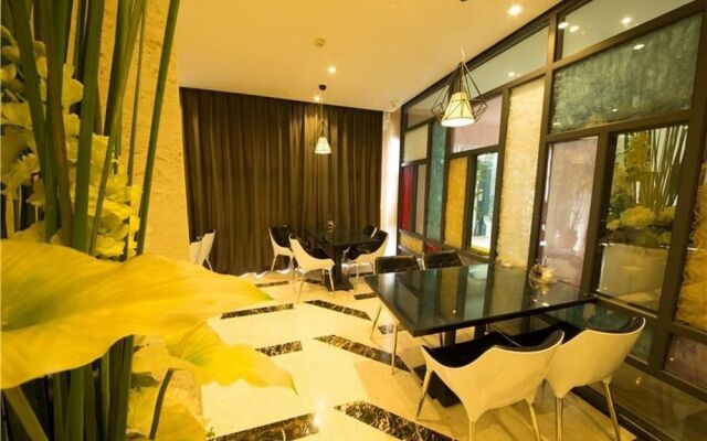 Zhengzhou Goodnight Hotel