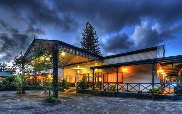 Paradise Hotel And Resort