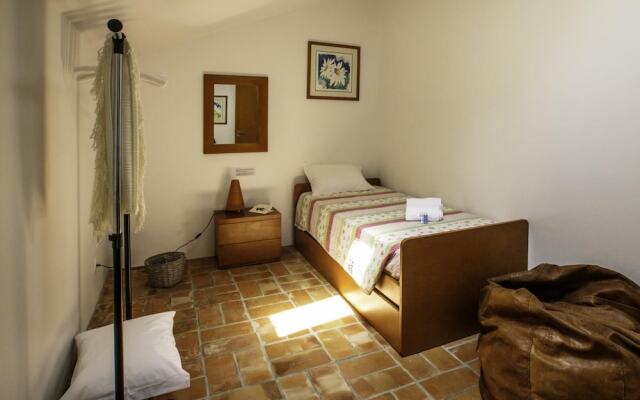 Casa do Merend rio in Biscoitos