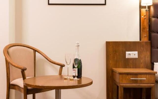 Szonyi Garden Hotel Pest