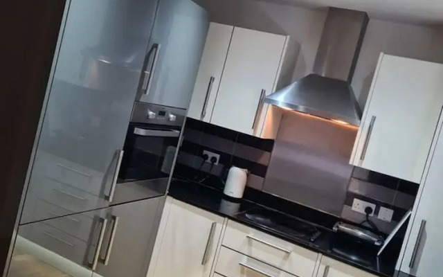 Remarkable 1-bed Apartment in Dartford